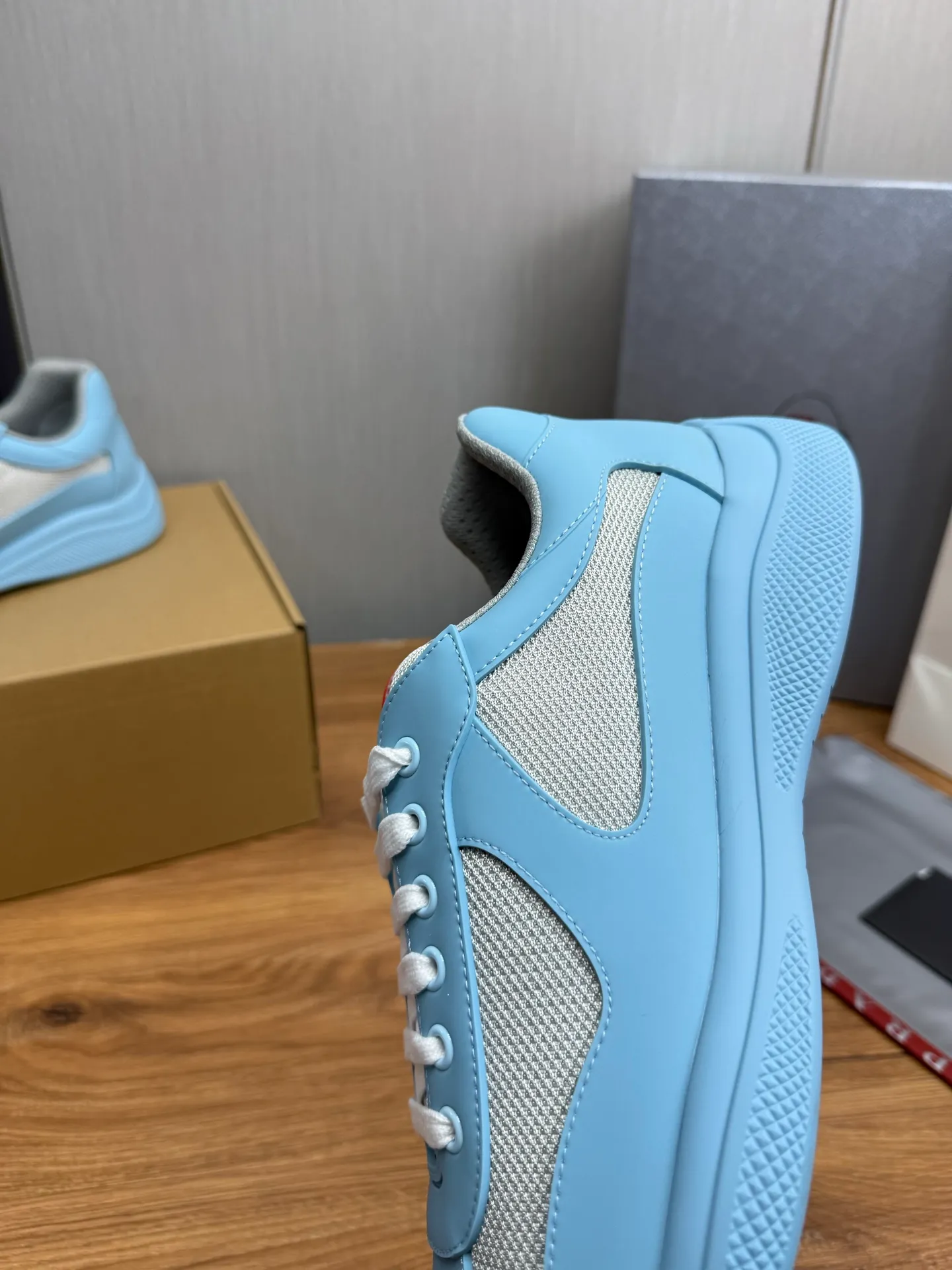Men's shoes 640💰 [PRADA] Hot selling items🔥Must be recommended every day~~ Official website synchronized, 1:1 high quality shipments✔️ Imported cowhide fabric, rubber material + cowhide lining, original bottom, high-end airplane box packaging🎁 38-45 (38.45 custom-made, non-returnable)